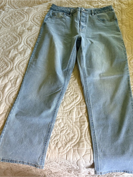 Frye Denim - Frye Light Blue Denim Jeans with Brown Leather Patch